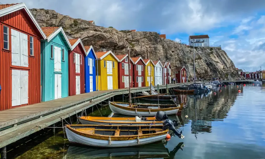 chimo village by boat